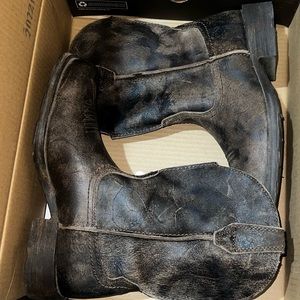 Ariat Men’s Rambler Boot in Antique Grey Size 8M